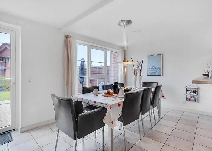 Holiday Home Havnebyvej Romo IV Romo